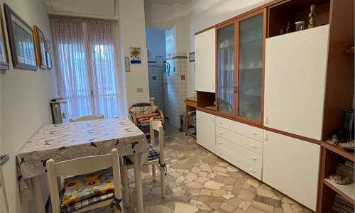 BILOCALE A BORGHETTO S.S. A 500 MT DAL MARE
